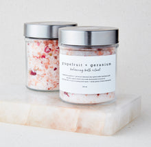 Load image into Gallery viewer, Grapefruit + Geranium bath salts